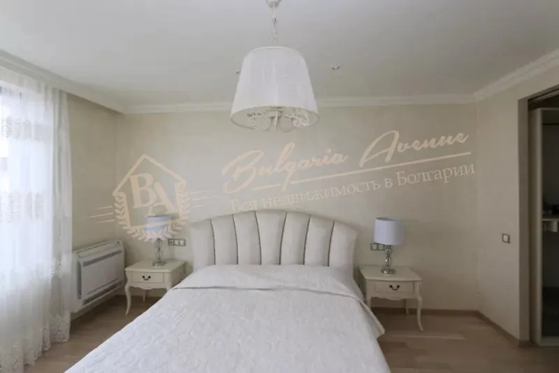 Элитная недвижимость в закрытом жилом доме в Евсиновград, г.Варна