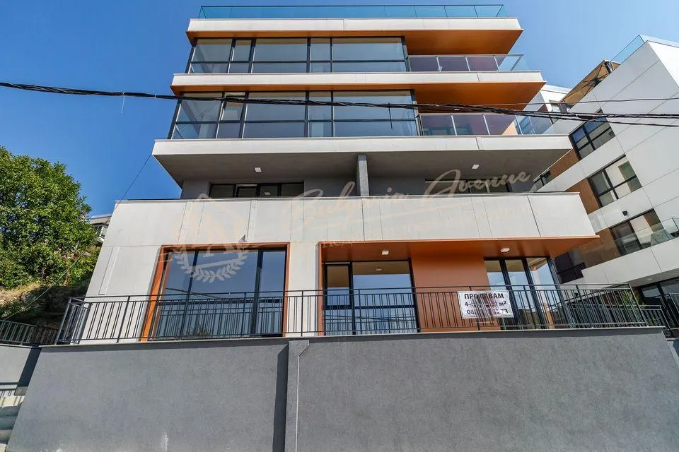 Квартира с 3 спальнями, прекрасная панорама на море, около парка в г.Варна