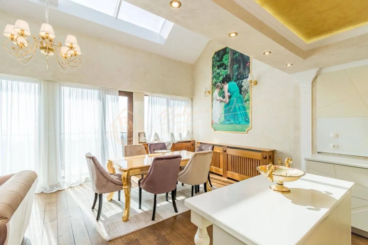 Дизайнерский, элитный мезонет с панорамным видом на море в г.Варна