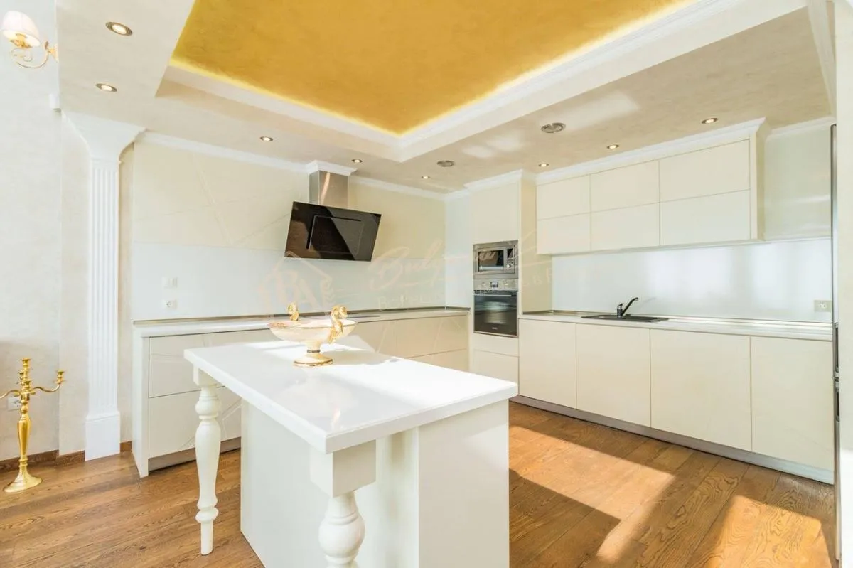 Дизайнерский, элитный мезонет с панорамным видом на море в г.Варна