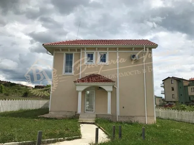 Новый, частный дом в комплексе Шато Си Бриз, с. Кошарица.