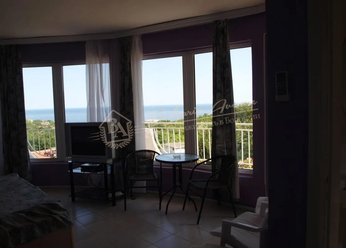 Оборудованная вилла, с потрясающим панорамным видом на море, г.Балчик