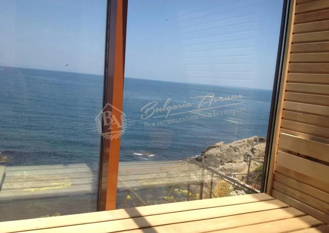 Роскошный дом с прекрасным видом на бухту