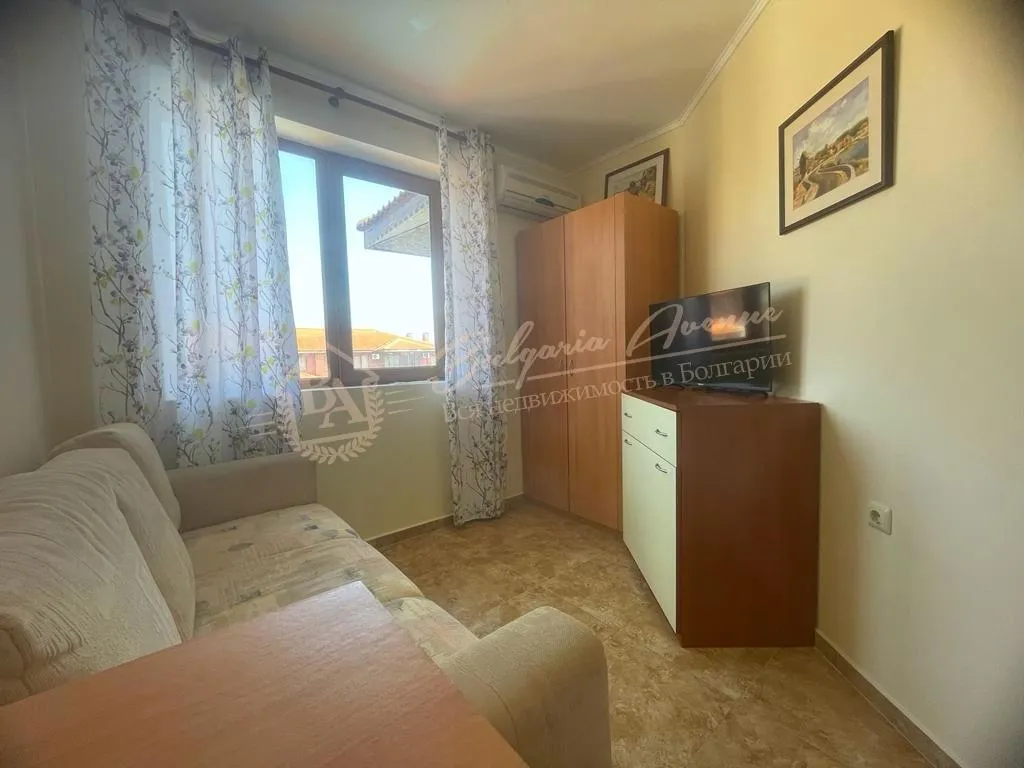 200 метров от моря - апартамент с 2 спальнями в комплексе "Аполлон-3" Равда