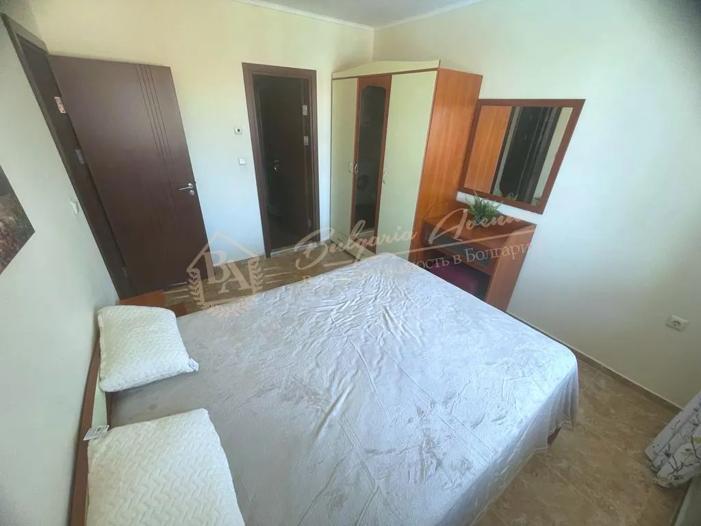 200 метров от моря - апартамент с 2 спальнями в комплексе "Аполлон-3" Равда