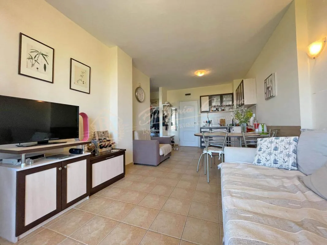 Апартамент с видом на море в "Дрим Холидей", курортный поселок Равда