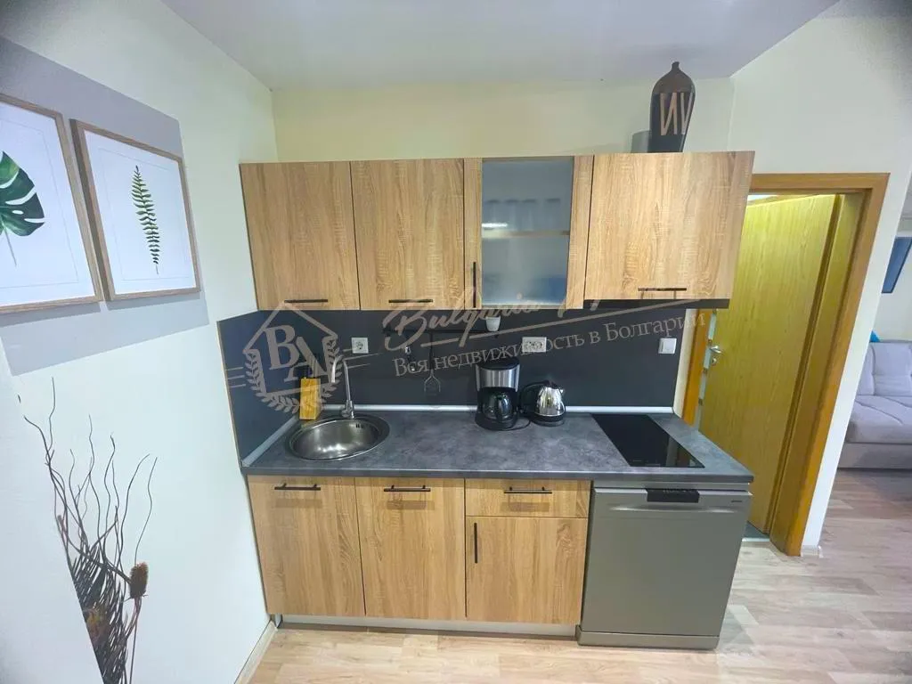 Новая квартира - студия в комплексе "Райский Сад" на 1 линии в Святом Власе