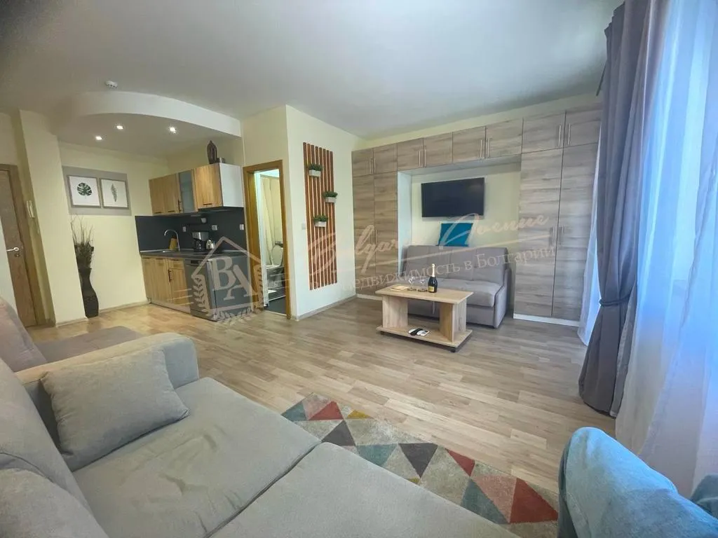 Новая квартира - студия в комплексе "Райский Сад" на 1 линии в Святом Власе