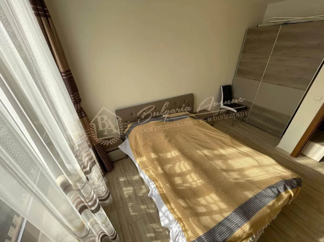 Трехкомнатный апартамент в комфортабельном комплексе "Каскадас", Равда