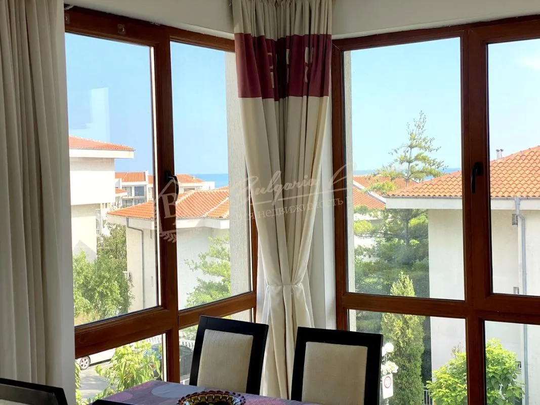 Шикарный двухкомнатный апартамент в жилом комплексе «ТРИУМФ», Святой Влас