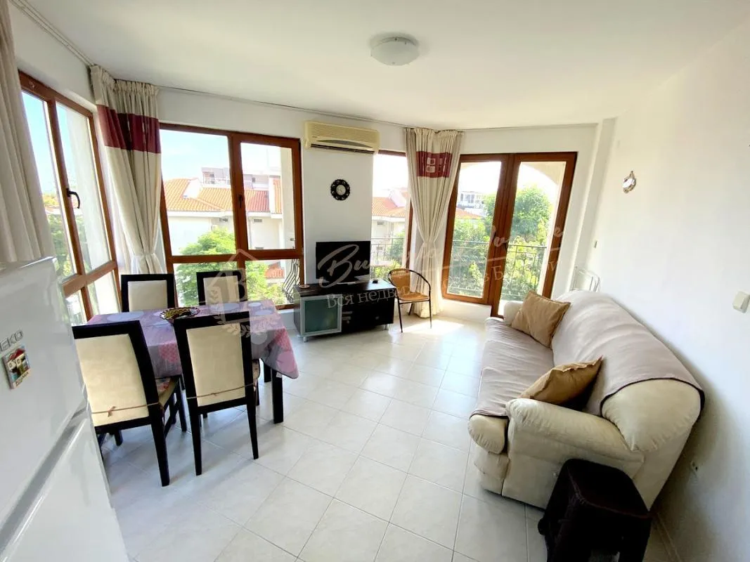 Шикарный двухкомнатный апартамент в жилом комплексе «ТРИУМФ», Святой Влас