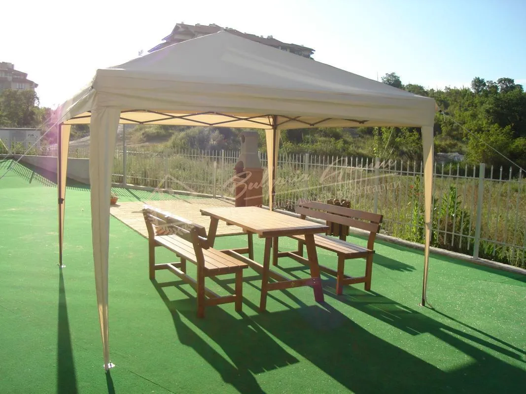 Квартира-студия в комплексе "Баттерфляй", Святой Влас. Вид на горы