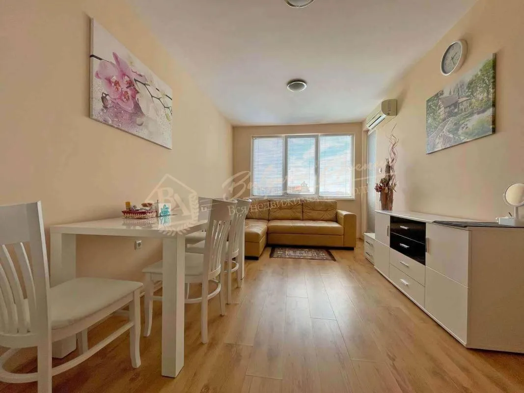 Апартамент с 1 спальней в "Мессембрия Палас", Солнечный берег