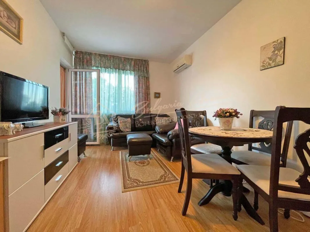 Двухкомнатный апартамент в комплексе GERBER 2, Солнечный берег