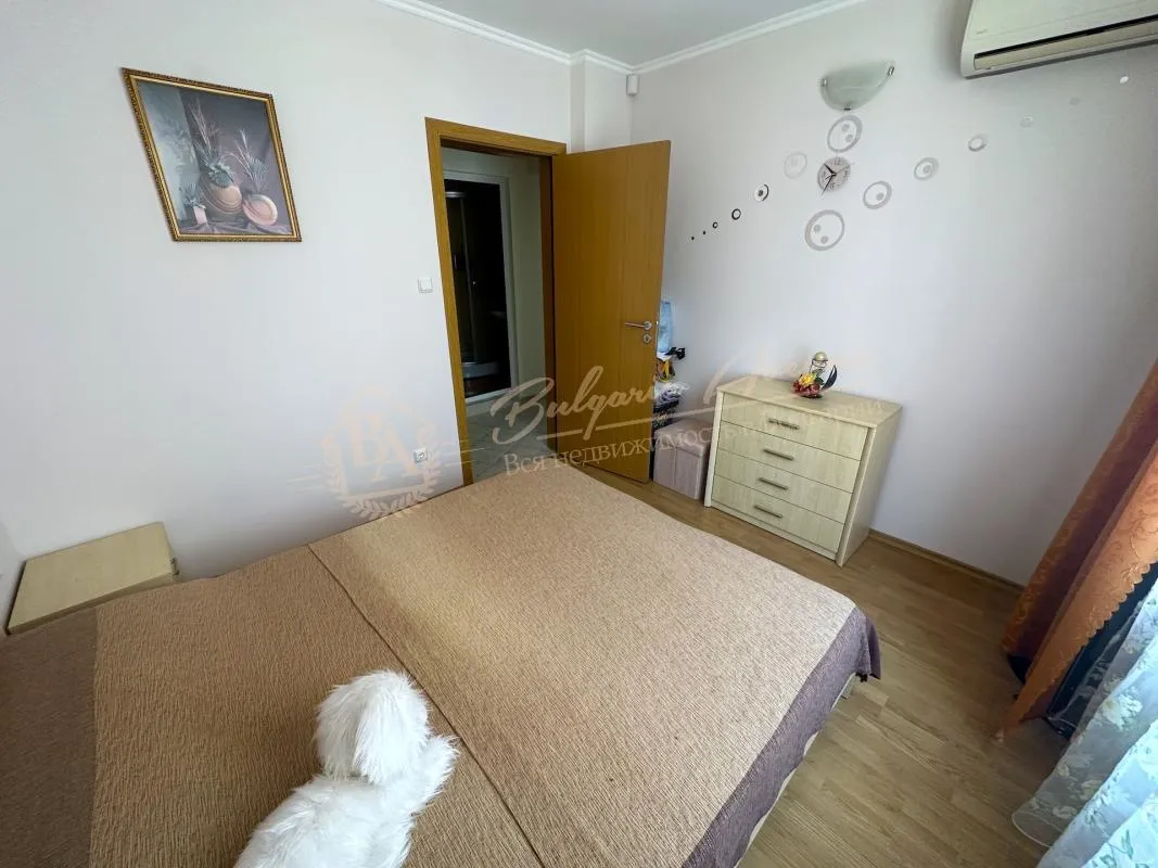 Двухкомнатный апартамент в комплексе «Азалия-2», г. Несебр, 100 метров от моря