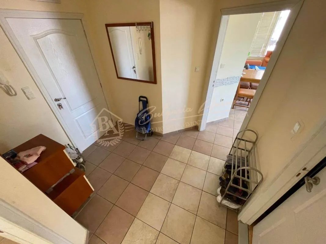 Апартамент с 2 спальнями в комплексе "Аквамарин", Солнечный берег