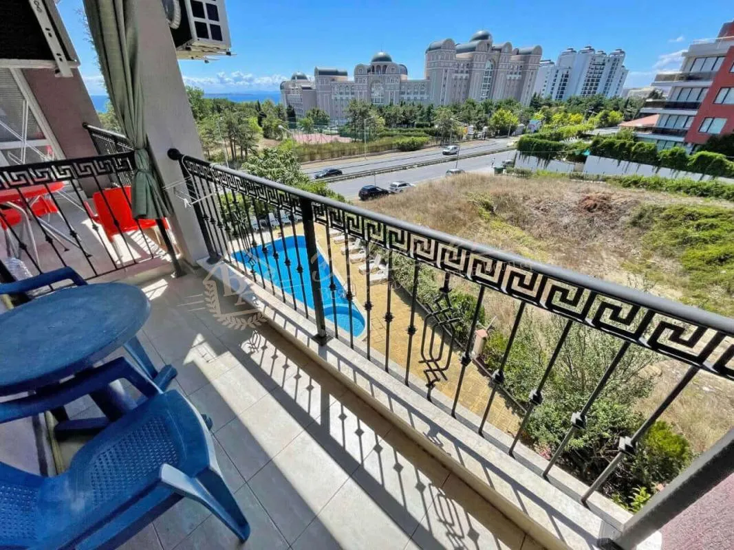 Апартамент с 1 спальней в комплексе LIFESTYLE, Святой Влас - вид на море