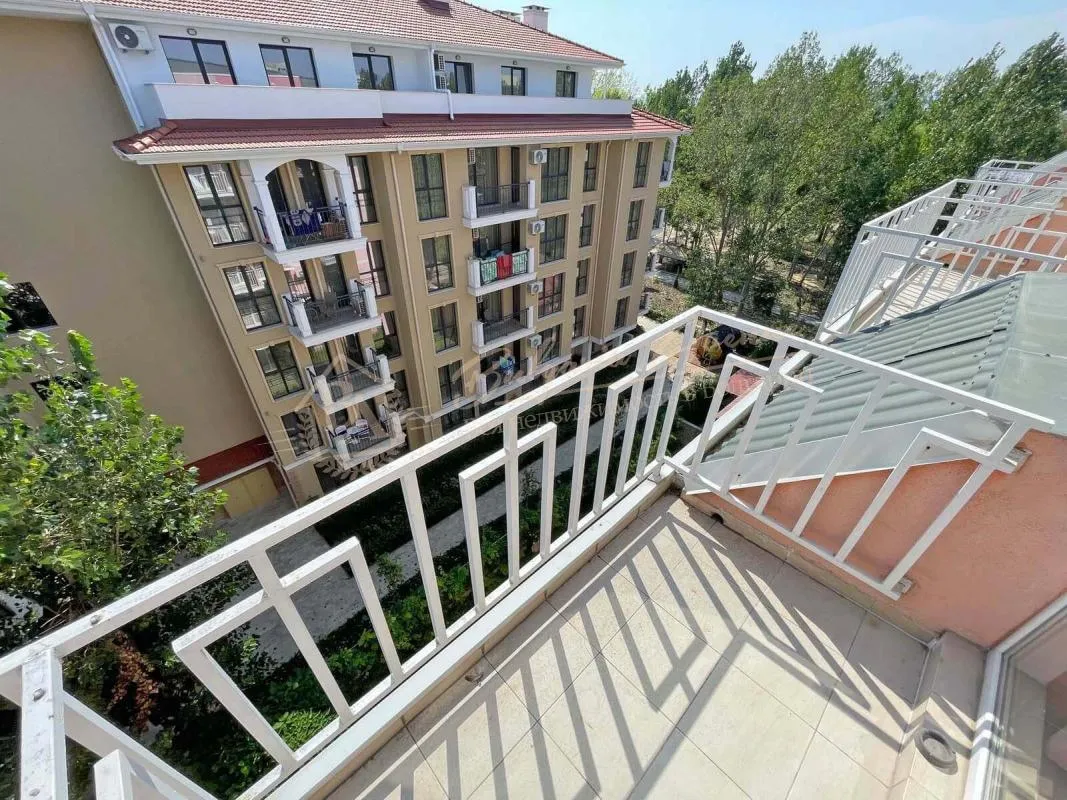 Просторный апартамент с 1 спальней в комплексе GERBER 4, Солнечный берег