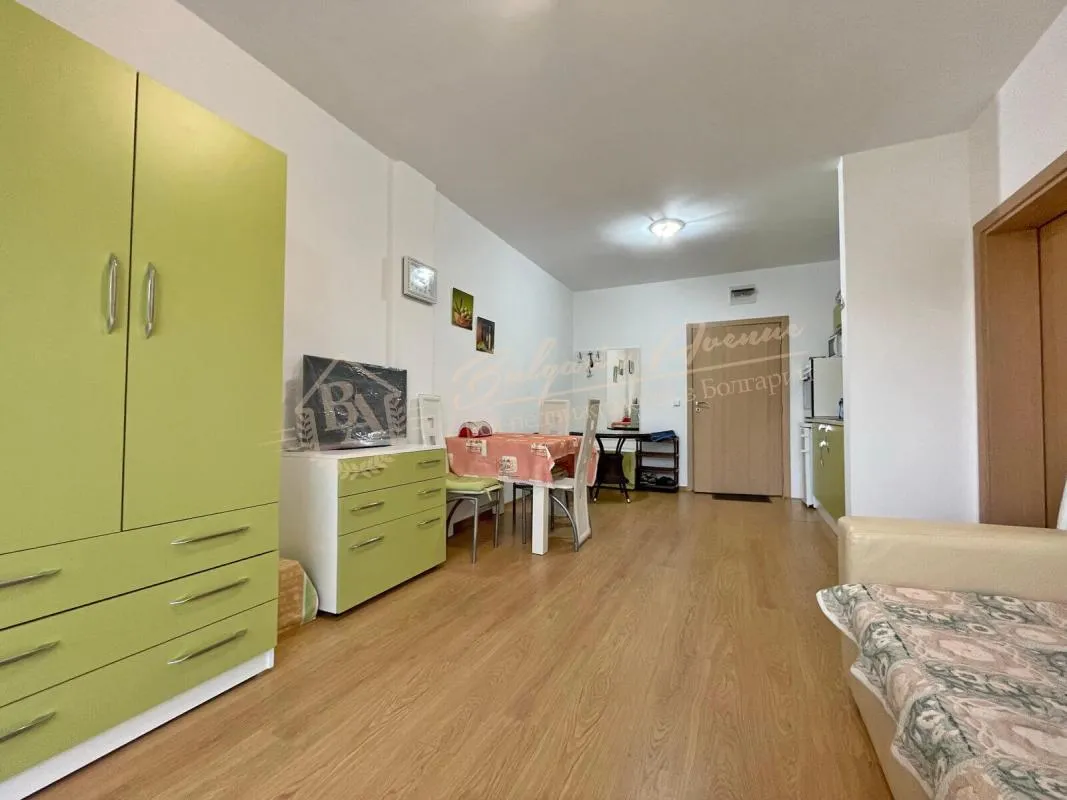 Двухкомнатная квартира в Sunny View Central, Солнечный берег