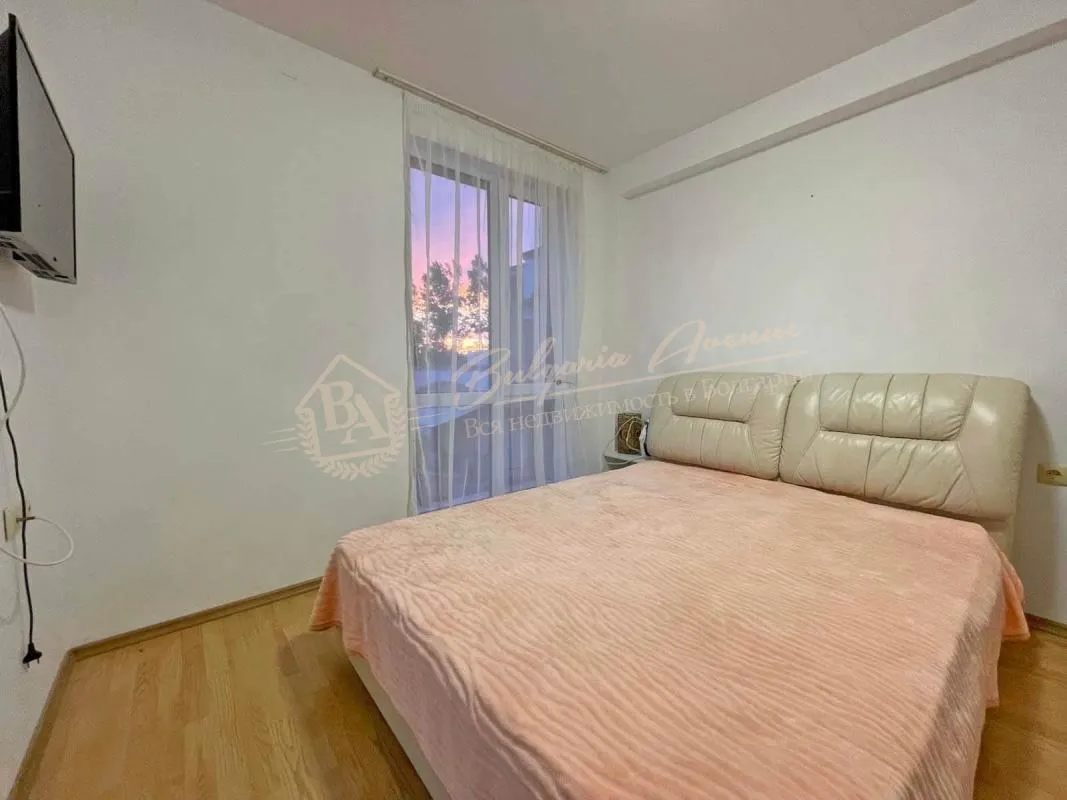 Апартамент с 2 спальнями в комплексе "Афродита Роуз", Солнечный берег