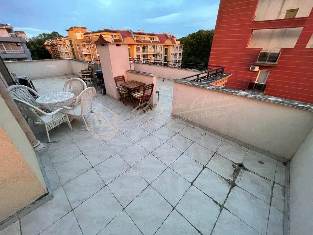 Апартамент с 2 спальнями в комплексе "Афродита Роуз", Солнечный берег