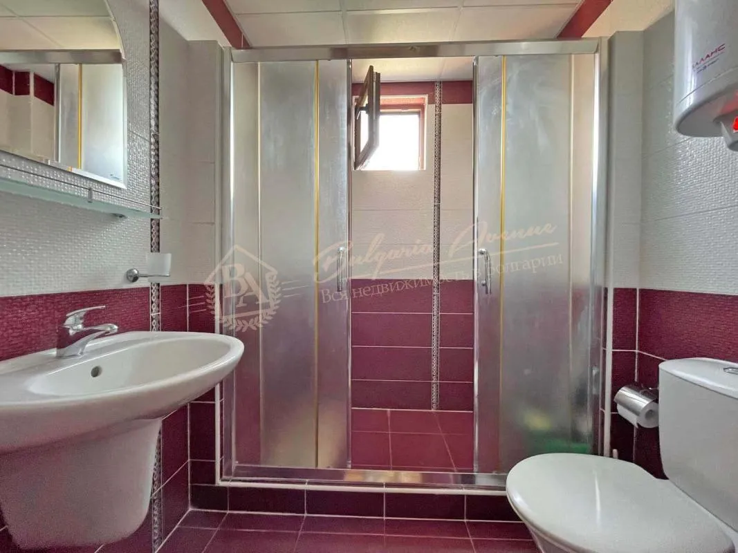 Двухкомнатная квартира с видом на море в комплексе "Викторио", Святой Влас