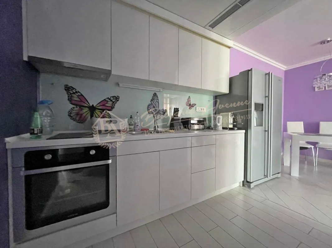 Трехкомнатный апартамент в элитном комплексе "Атриум", Елените. Первая линия, фронтальный вид на море!