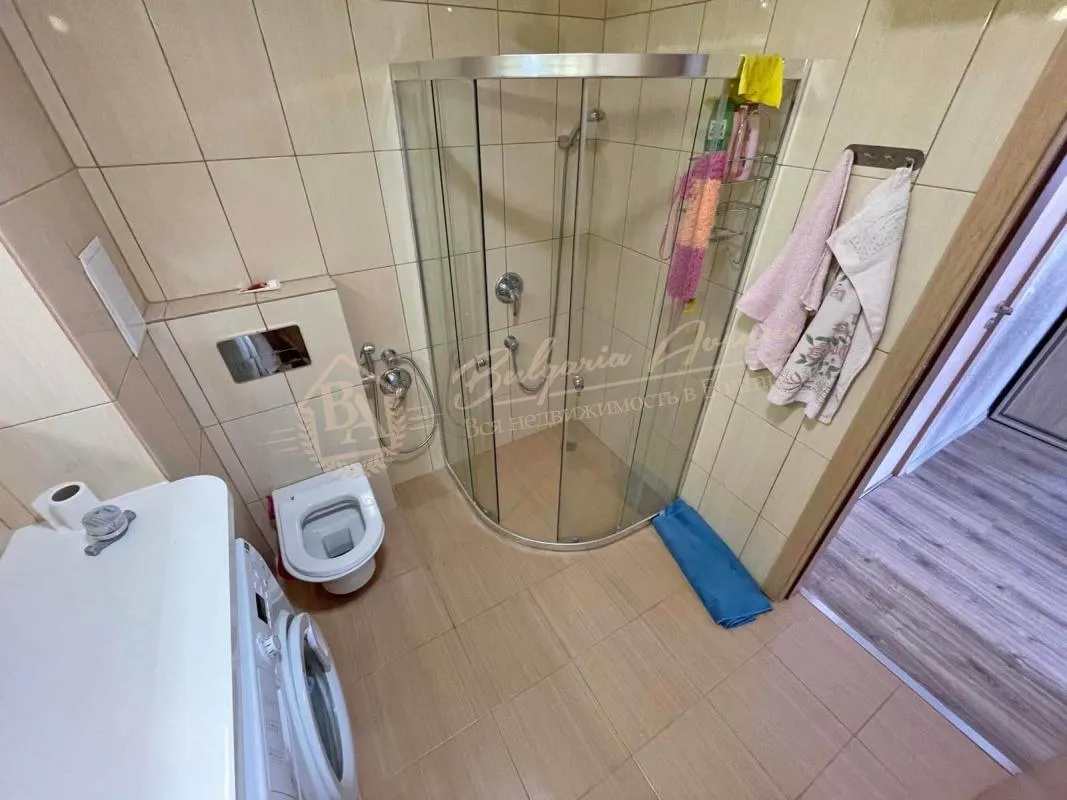 Хороший свежий двухкомнатный апартамент в комплексе "Санни Вью Централ", Солнечный берег