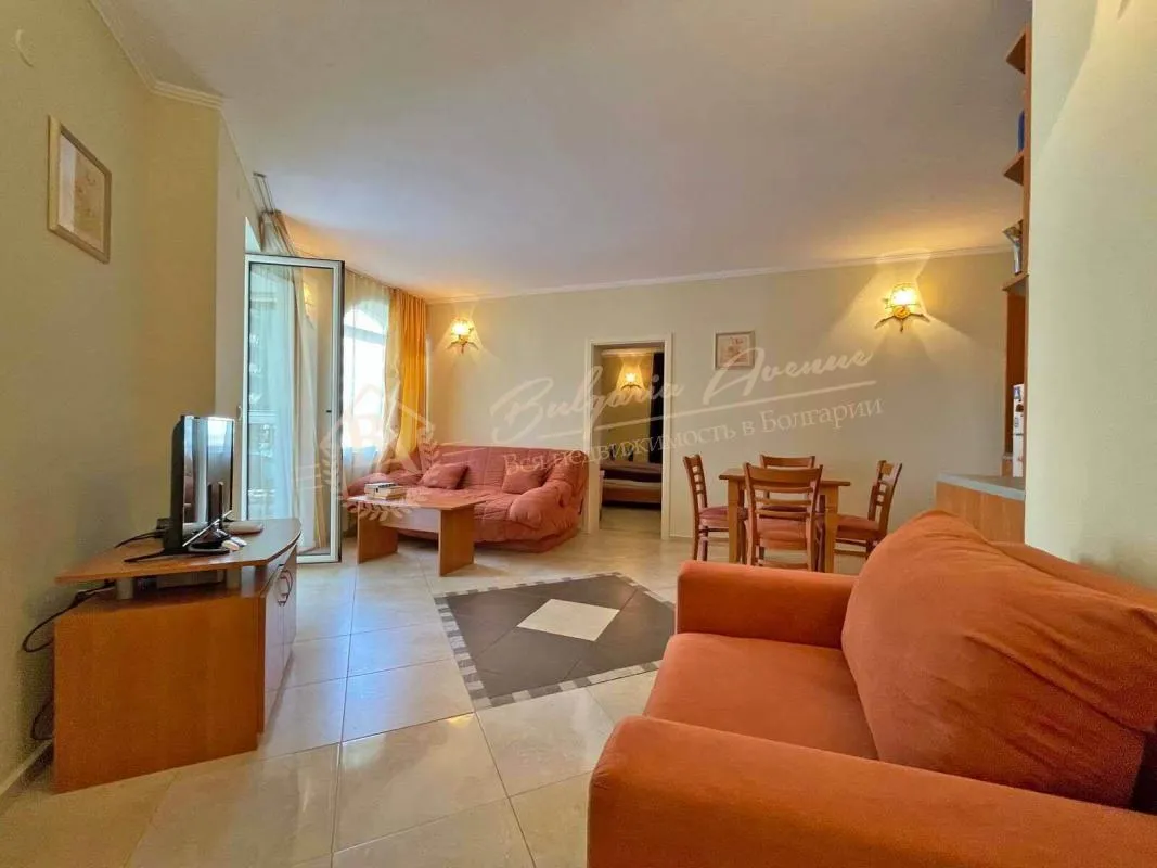 Трехкомнатный апартамент с 2 террасами в комплексе Victoria Residence, Солнечный берег