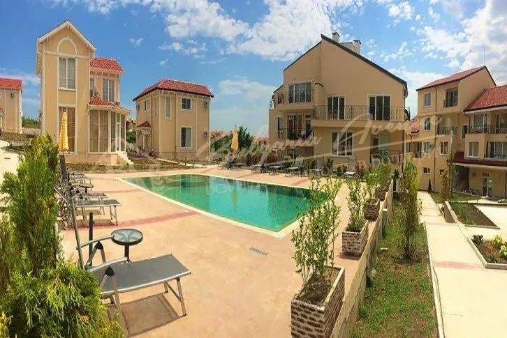 Квартира-студия в комплексе "Шато Сий Бриз", Кошарица