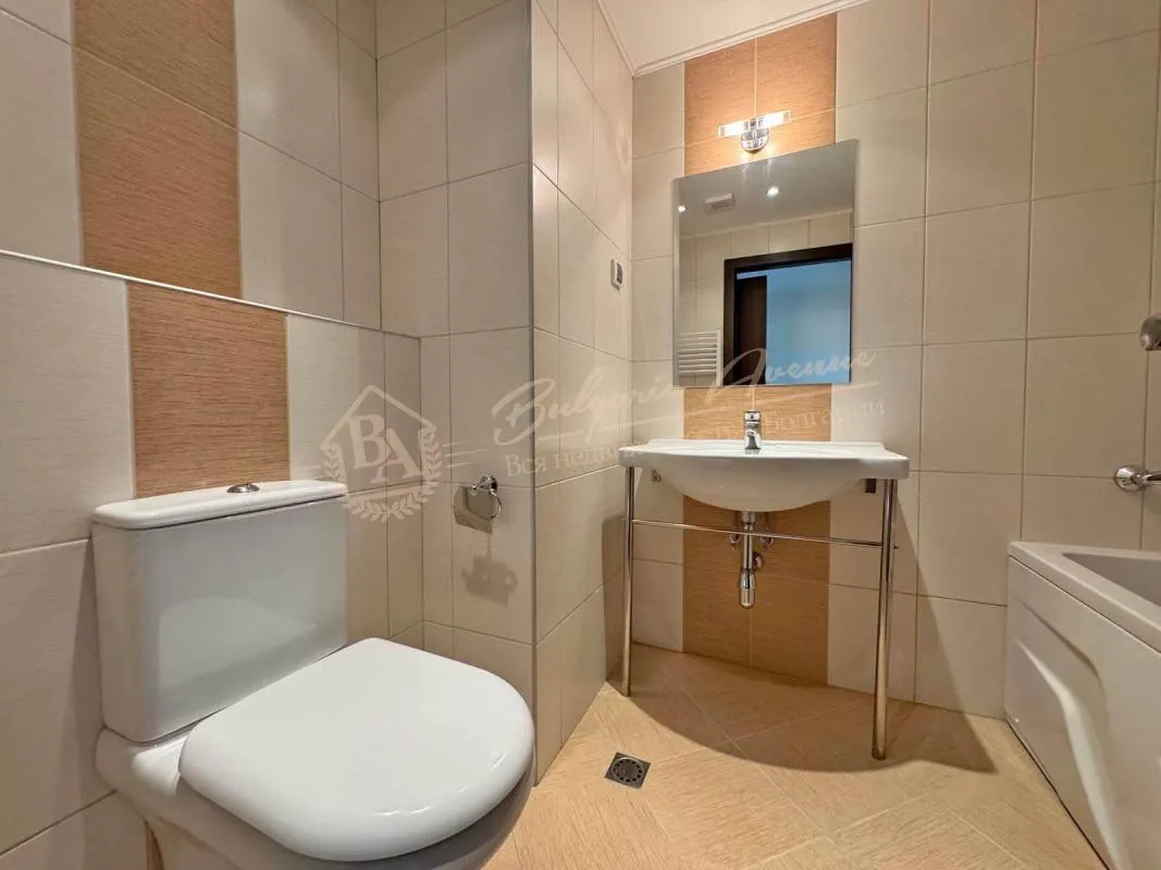 Двухкомнатный апартамент с видом на море в "Питер Хаус", Солнечный берег