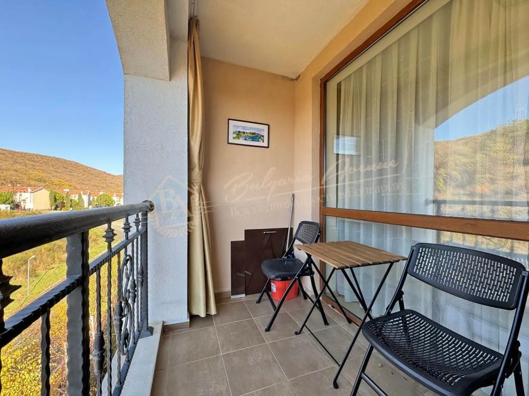 Студия в комплексе "Вилла Астория", курорт Елените. До моря - 400 метров