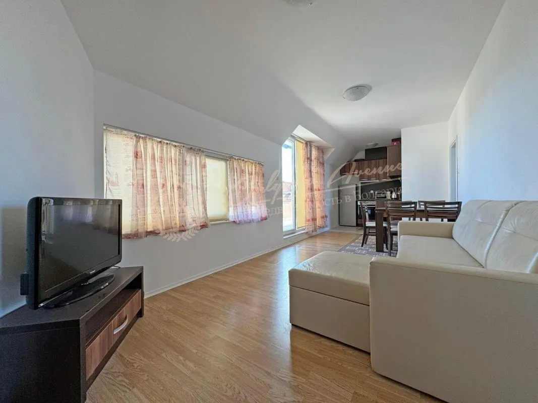 Трехкомнатная квартира в Романс Марин Солнечный Берег