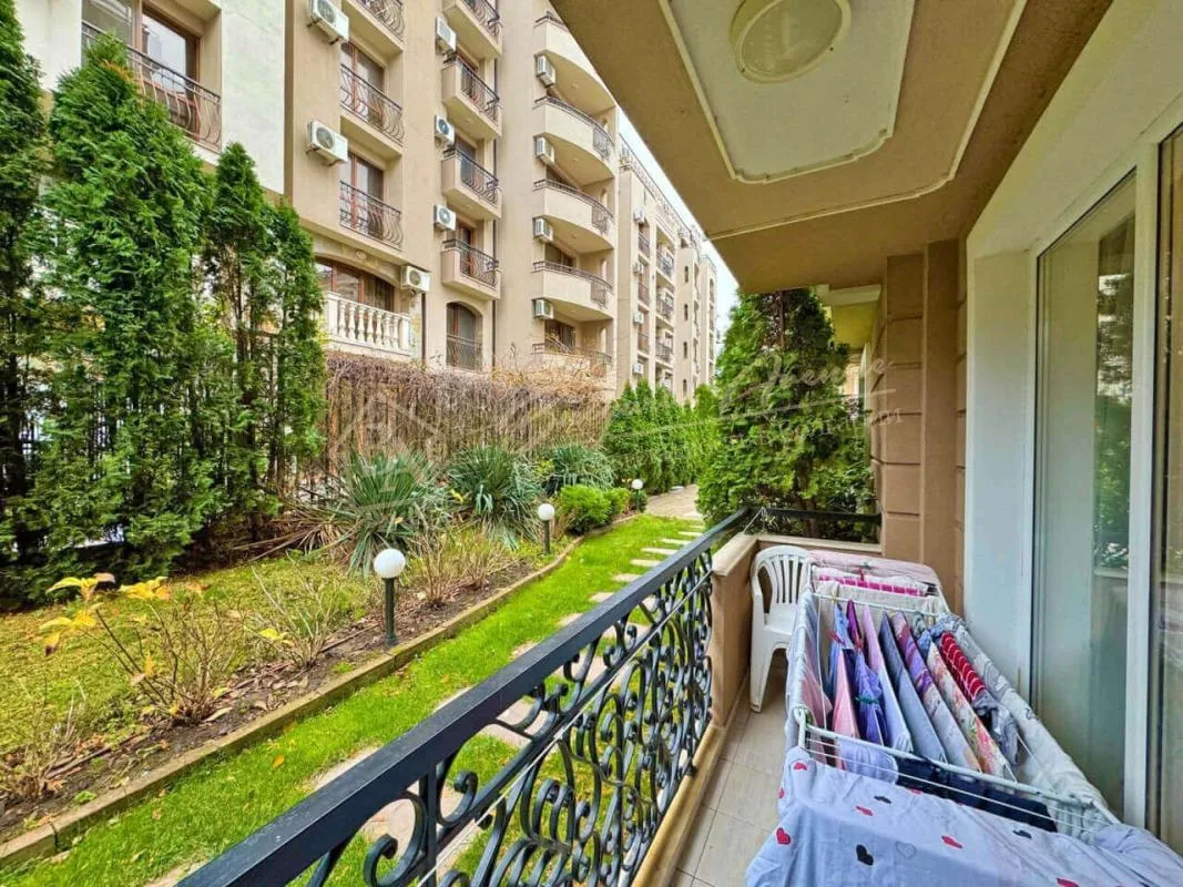 Квартира-студия на партере в "Даун Парк Делюкс" Солнечный Берег