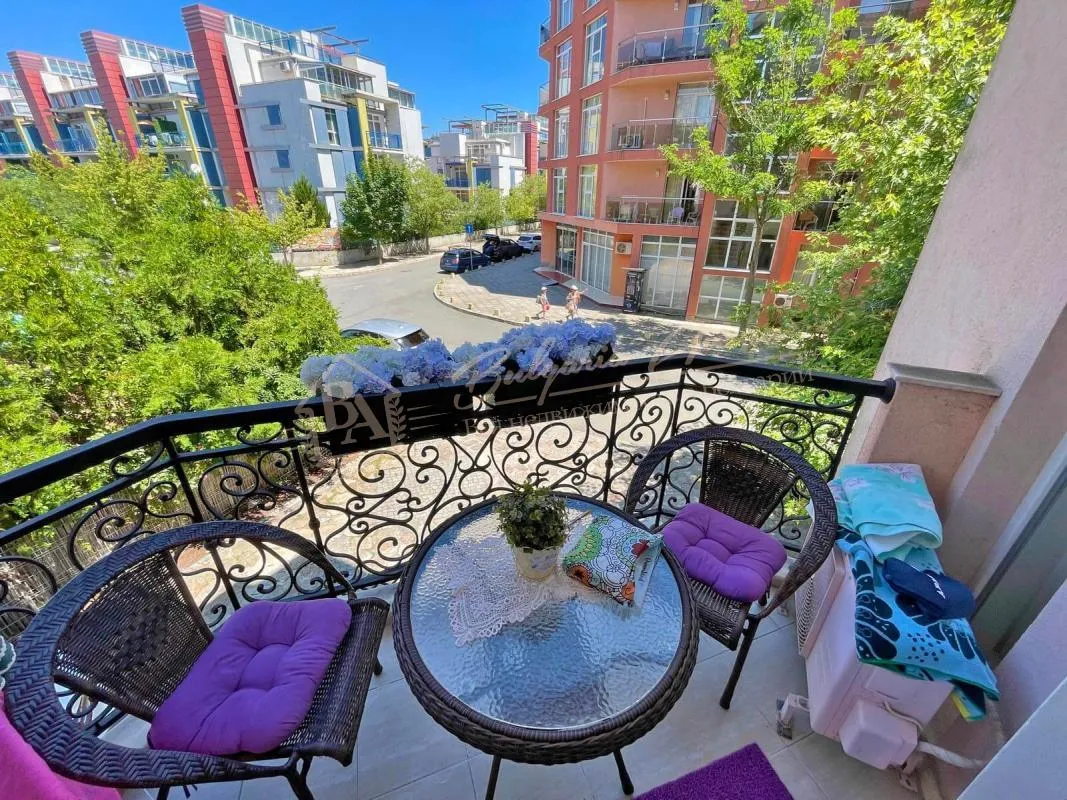 Уютный апартамент с 1 спальней в комплексе Romance Marine, Солнечный берег