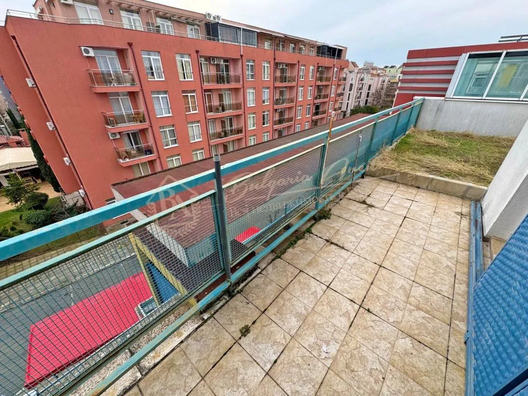 Меблированная большая студия в комплексе Elite 4, Солнечный берег