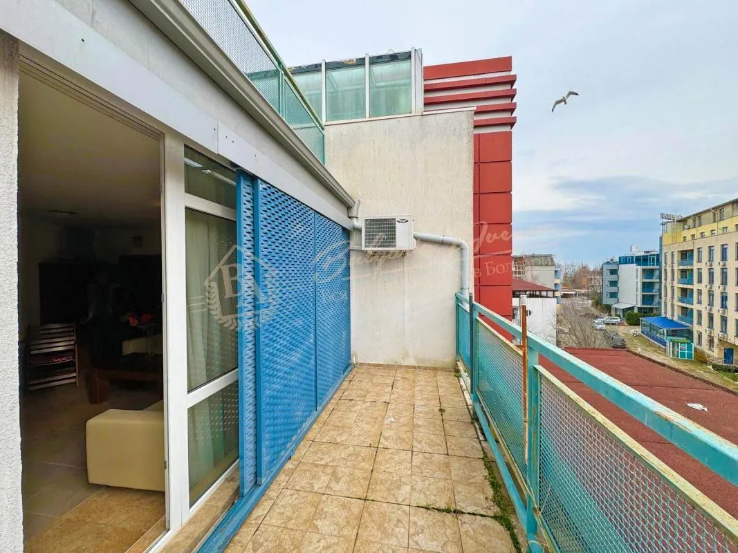 Меблированная большая студия в комплексе Elite 4, Солнечный берег