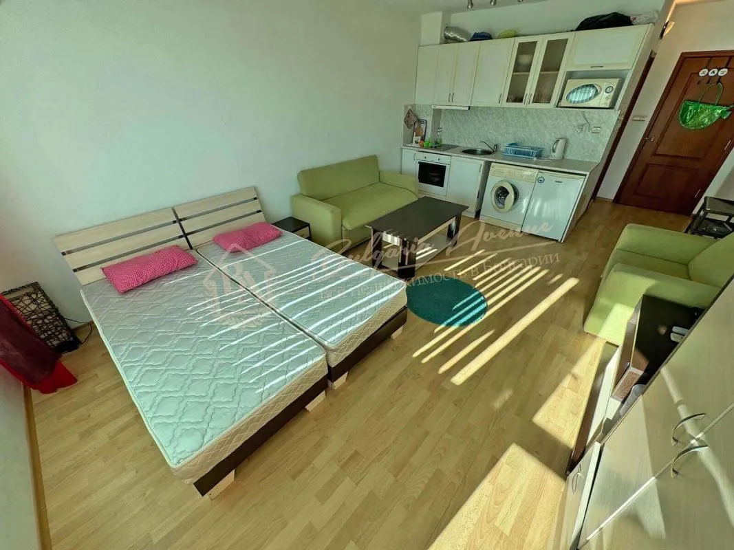 Меблированная студия в комплексе Sea View, Свети Влас - продажа