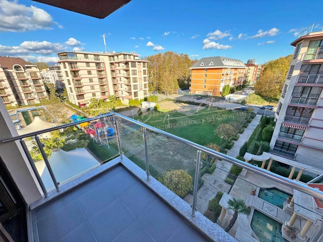 Двухкомнатная квартира в комплексе Tarsis Nova, Солнечный берег