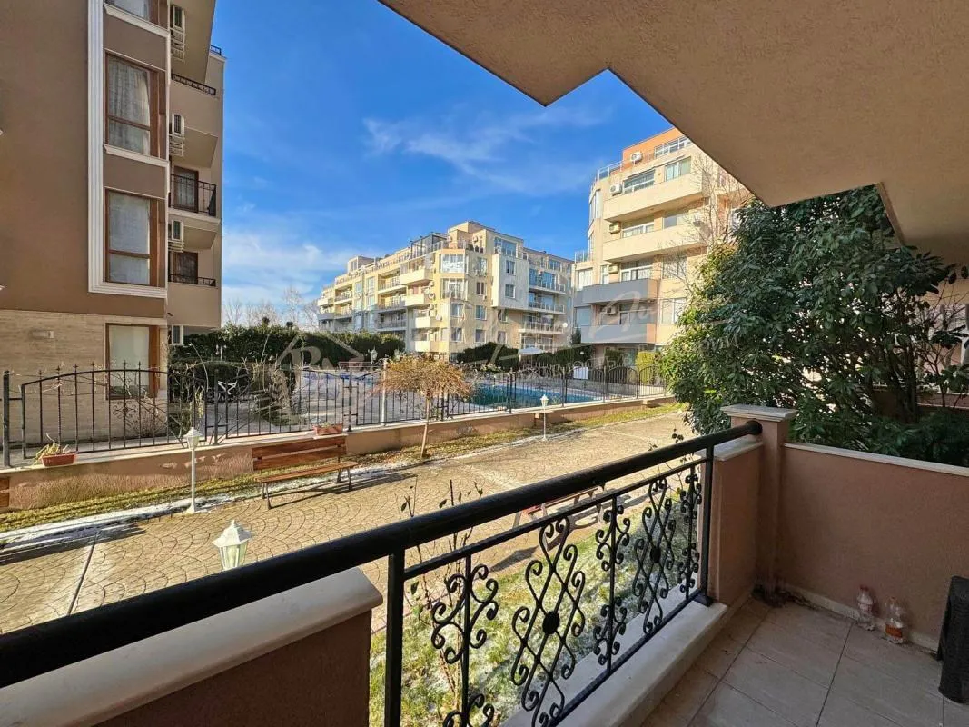 Квартира-студия в Casa Rossa, Солнечный берег