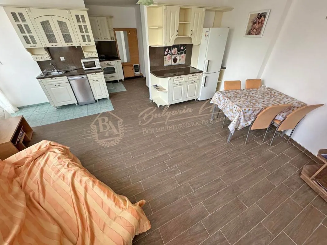 Большая меблированная квартира-студия в Aravana, Солнечный берег