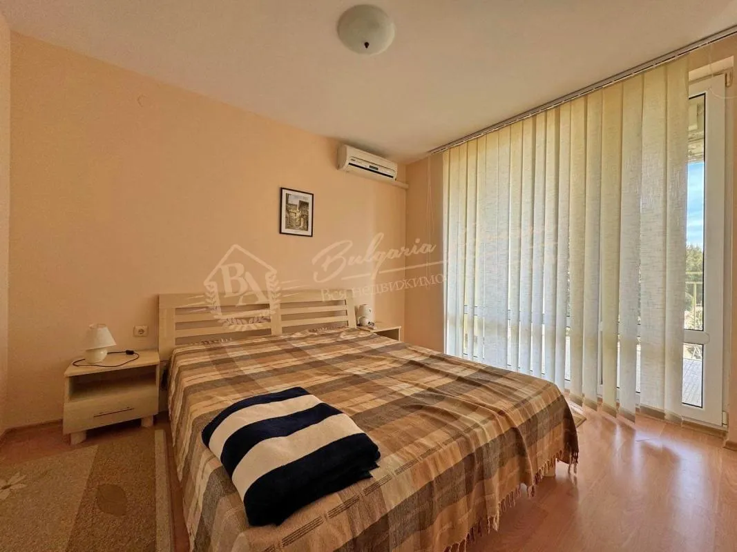 Меблированный апартамент с 1 спальней в комплексе Crown Fort, Свети Влас. Вид на море!