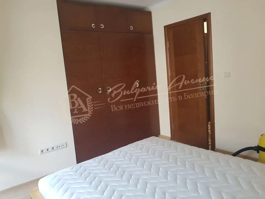 Двухкомнатная квартира в районе "Генералы", город Варна