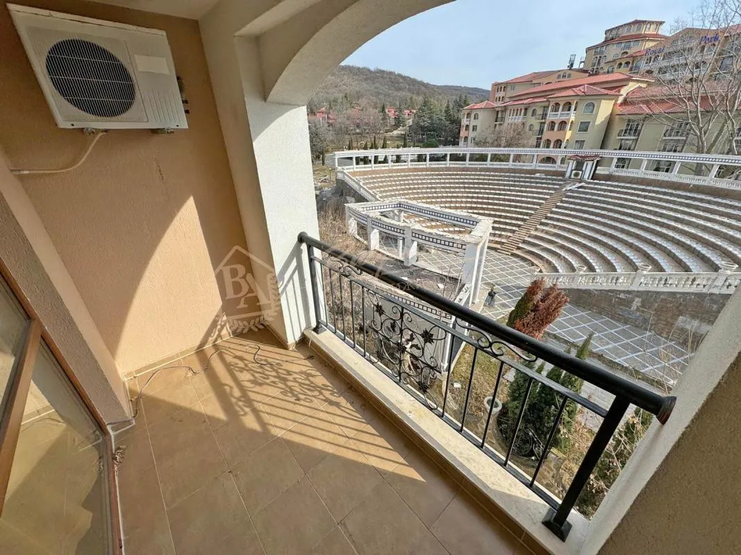 Меблированная студия в комплексе "Вилла Астория 3", Елените