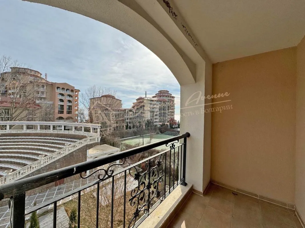 Меблированная студия в комплексе "Вилла Астория 3", Елените