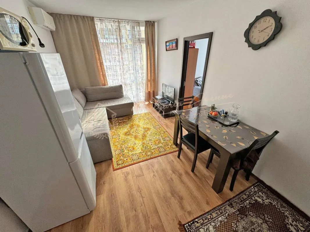 Меблированная двухкомнатная квартира в комплексе Gerber 4, Солнечный берег