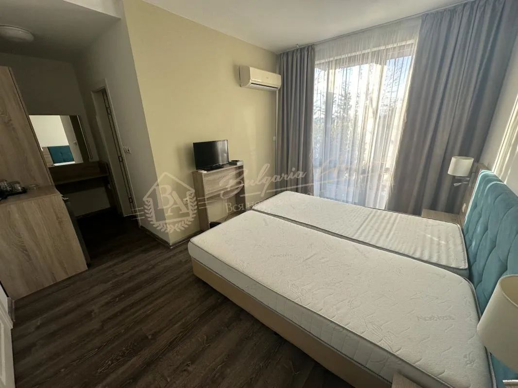 Квартира-студия в комплексе "Тарсис НОВА" на партере, с собственным двориком