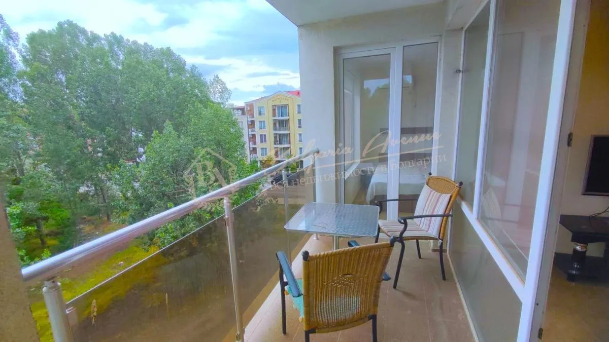 Центр Солнечного берега - двухкомнатный апартамент в к-се «Санни Гарден»