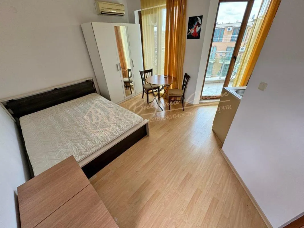 Меблированная студия в комплексе Amadeus 11, Солнечный берег