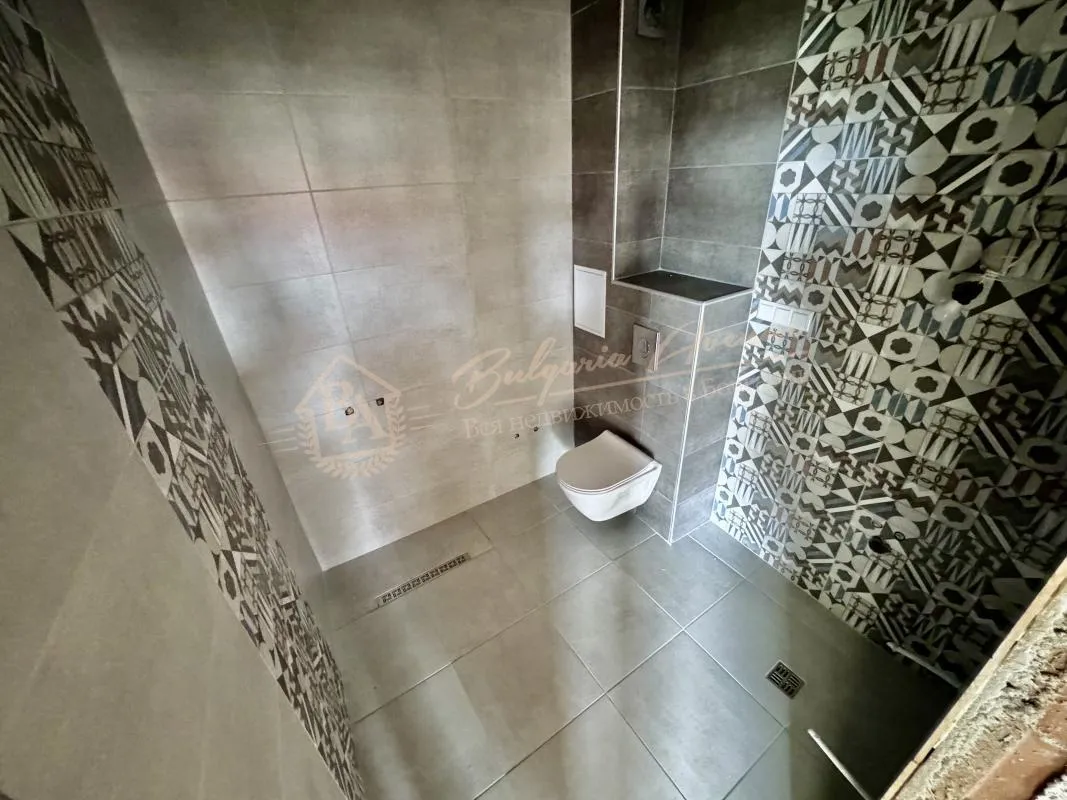 Двухэтажная вилла на морском побережье в Pomorie Luxury Village